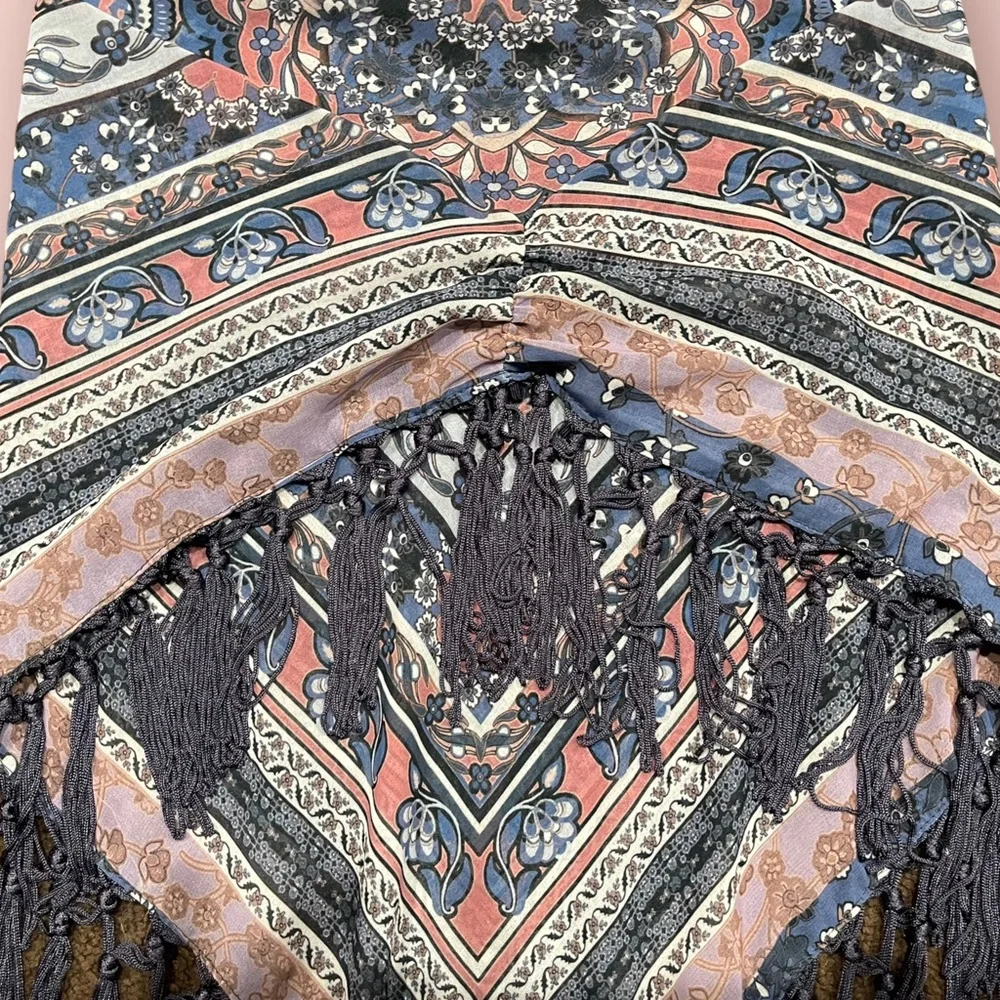 Bandana Fringe Top - Picture 3 of 3